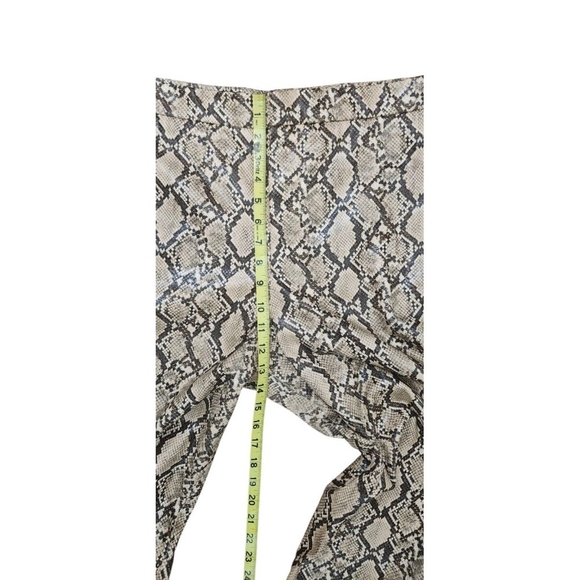 Zara Women's Size XL Faux Leather Snake Print Bloggers Fav Trouser Pants - Picture 11 of 14